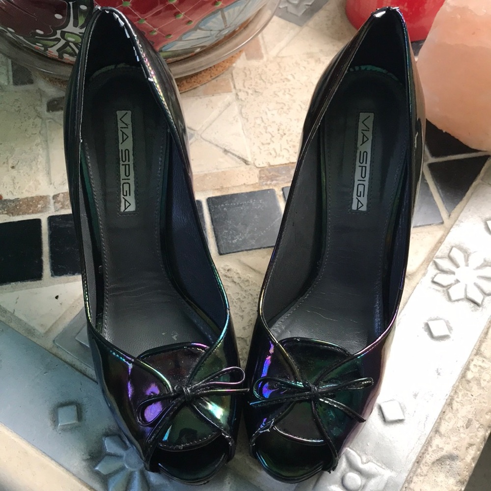 Via Spiga iridescent 3” heels